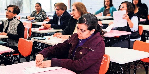 Morena busca desaparecer el INEE