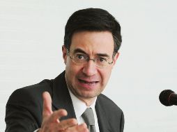 El autor recibió la Orden Nacional del Mérito en 2012, concedida por el gobierno de Francia. NOTIMEX