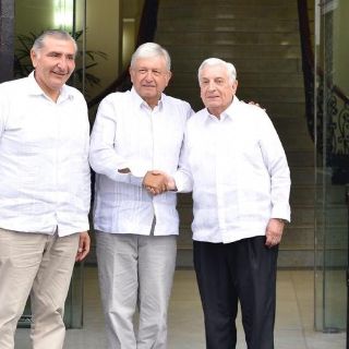 López Obrador se reúne con el gobernador de Tabasco