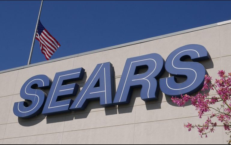 Hacia el fin de año cerrarán 142 tiendas consideradas sin beneficios, que se suma al cierre de otros 46 establecimientos que ya había sido anunciados. EFE / M. Nelson