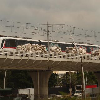 Buscarán castigo para autores de grafiti de vagones del Tren Ligero