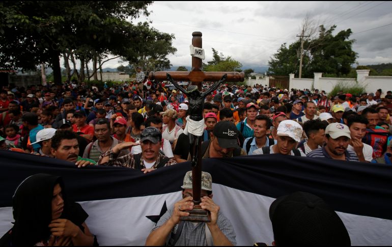 Los migrantes esperan atravesar suelo guatemalteco y mexicano con el objetivo de hacerse de una nueva vida en Estados Unidos. AP/M. Castillo
