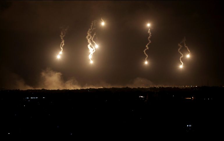 El artefacto fue lanzado esta madrugada, causando escenas de pánico entre los pobladores. AP/ARCHIVO