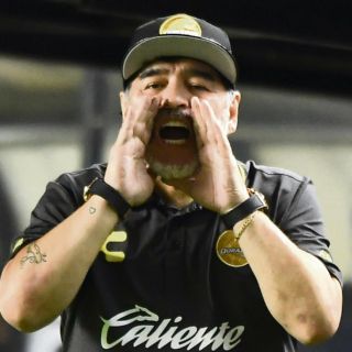 Maradona se disculpará con “La Pulga”