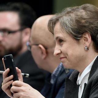 López Obrador felicita a Aristegui en el inicio de nuevo programa