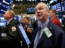 El Dow Jones cayó 91 enteros, 0.4%, para cerrar en 25 mil 706 unidades. EFE / J. Lane