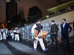 Un equipo forense de la policía turca ingresó a la residencia del cónsul para continuar las investigaciones sobre el paradero de Khashoggi, a quien se le vio por última vez entrando en esa sede diplomática el pasado 2 de octubre. AFP/O. Kose