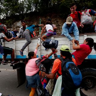 López Obrador promete dar visas de trabajo a migrantes centroamericanos