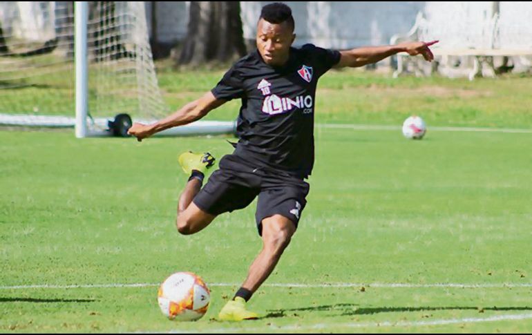 Los Zorros practicaron ayer el disparo a gol en La Madriguera. @AtlasFC