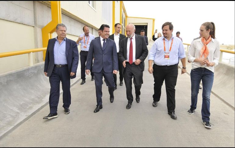 El gobernador del Estado, Aristóteles Sandoval Díaz, encabezó la inauguración de la planta. TWITTER/@@AristotelesSD