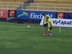 Tras la llegada del técnico a México para dirigir a los Dorados, el problema de la artrosis se acentuó. ESPECIAL