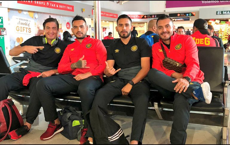 De izquierda a derecha Christian López, Michel Vázquez, Jorge Padilla e Ismael Valadez, previo al viaje a Tampico. TWITTER/@ismaelvaladez