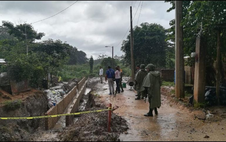 Un mando, un oficial y 20 soldados de tropa adscritos a la 29 Zona Militar, apoyados por personal de Protección Civil y de la policía municipal, realizan reconocimientos en el área. TWITTER / @SEDENAmx