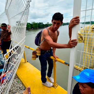 Diego Luna manda mensaje a EPN sobre Caravana Migrante