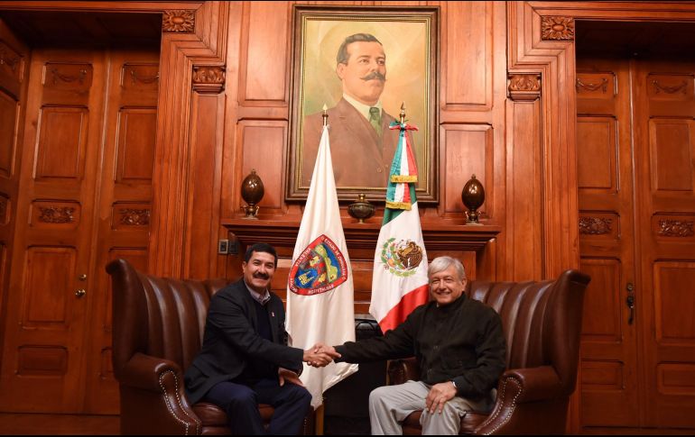 El morenista anunció que su gobierno destinará recursos al estado de Chihuahua con el fin de fortalecer los programas de becas para niños y jóvenes. NTX/ESPECIAL