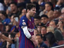 Messi fue sustituido por el francés Ousmane Dembélé. EFE/A. Estévez