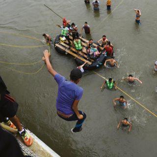Miles de hondureños regresan a su país