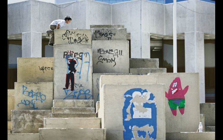 Cada espacio de alta concurrencia en Guadalajara ha sido “intervenido”. La meta de los grafiteros siempre ha sido que su trabajo luzca más que el de otros. EL INFORMADOR