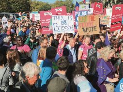 Los británicos se unieron a la manifestación denominada People’s Vote para exigir una nueva consulta sobre el Brexit. EFE