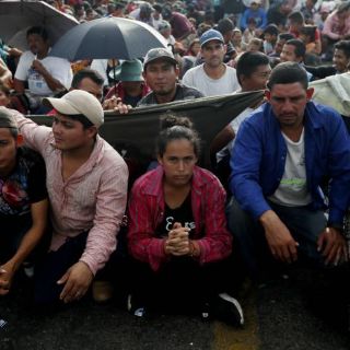 Marina brinda atención a integrantes de la caravana migrante