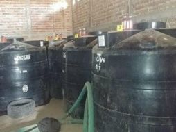 El combustible fue entregado al Ministerio Público para continuar con las investigaciones. TWITTER / @PGR_Jal