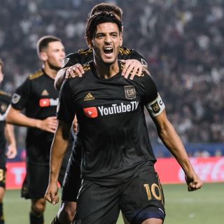 Carlos Vela, de los que más playeras venden en la MLS