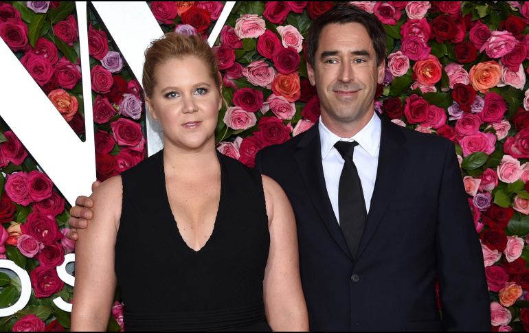 Amy Schumer y su pareja Chris Fischer esperan a su primer hijo. AP / ARCHIVO