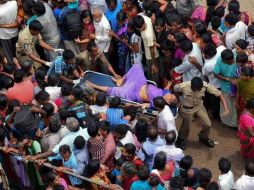 Las estampidas mortales son comunes durante los festivales religiosos de este país. TWITTER