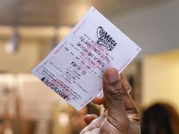 La probabilidad de ganar se calculó en 1 entre 302.5 millones. Cada boleto costó dos dólares. EFE/E. Lesser