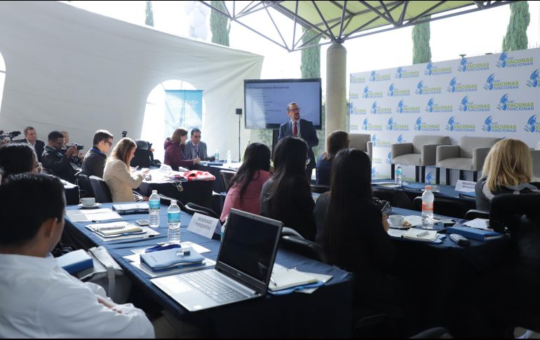 Seminario  #LasVacunasFuncionan. Los médicos ya no están familiarizados con la poliomielitis, y el síndrome posterior a la enfermedad suele ser confundido con la vejez. NOTIMEX