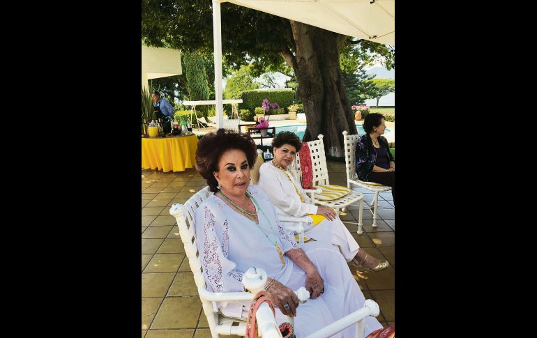 Anita de Célis y Melín Fajardo.