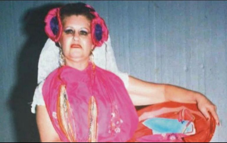 El homenaje “Mosaico Mexicano” está dirigido a la coleccionista de trajes típicos. CORTESÍA