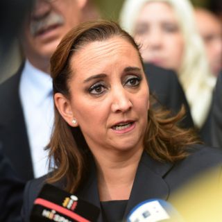 El PRI descalifica consulta por nuevo aeropuerto