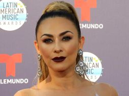 Aracely Arámbula posa en la alfombra roja de la cuarta edición de los Latin American Music Awards. EFE/D. Amador