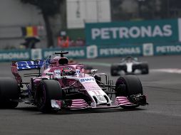 Pérez se une a Sainz y Alonso como pilotos que no podrán concluir el Gran Premio mexicano. NTX/A. Monroy