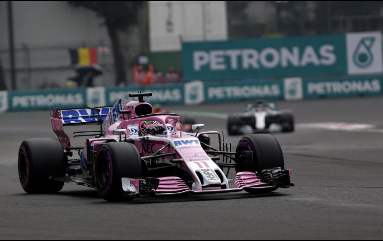 Pérez se une a Sainz y Alonso como pilotos que no podrán concluir el Gran Premio mexicano. NTX/A. Monroy