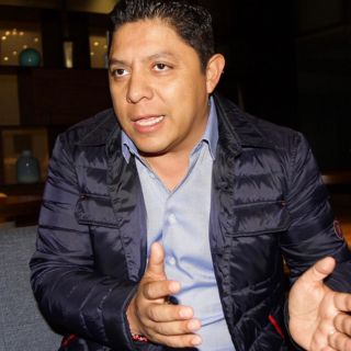 Consulta sobre el nuevo aeropuerto es un "fraude": PRD