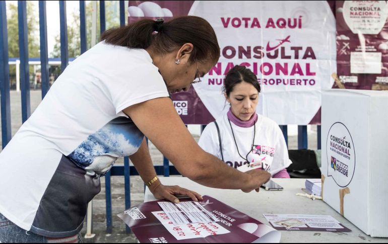 En la República mexicana se instalaron mil 73 mesas de votación en 538 municipios. SUN / G. Espinosa