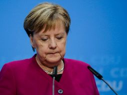 Merkel justifica su intención de retirarse para demostrar “responsabilidad” al frente de su país. AP / M. Schreiber