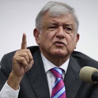 Juez pide a AMLO que explique consulta sobre aeropuerto