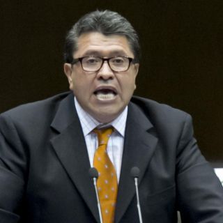 Monreal minimiza afectación por cancelación de aeropuerto de Texcoco