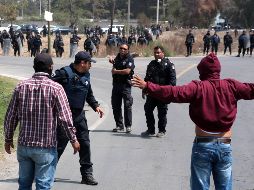 Tras un operativo se rescató a los uniformados, además de confirmarse que tres civiles resultaron lesionados. AFP/ ARCHIVO