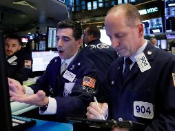 El NYSE Composite también sube 108.01 puntos (0.89 por ciento) al colocarse en 12 mil 237.95 unidades. AP / ARCHIVO