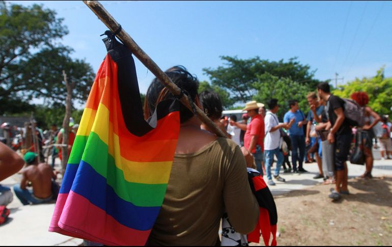 La comunidad LGBTTTI ha sobrevivido el largo viaje. Piden respeto, porque, así como muchos de los centroamericanos que avanzan en la caravana hacia Estados Unidos, ellos también son vulnerables. NTX / F. Estrada