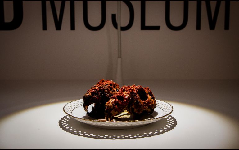 En el recinto también se puede degustar un plato de cabezas de conejo picantes. AP/A. Barte