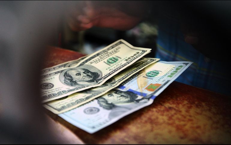 En octubre el peso se depreció 8.68% o 1.62 pesos, siendo la mayor caída mensual del peso desde noviembre de 2016. EL INFORMADOR / ARCHIVO