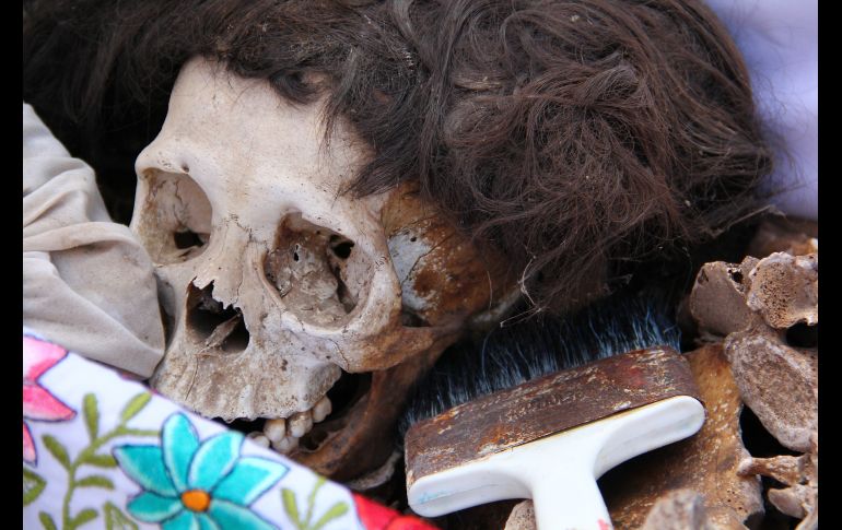 Como cada año, se realiza en esta temporada la limpieza de huesos en Pomuch, actividad que ya es reconocida como Patrimonio Cultural Intangible. NTX / ESPECIAL