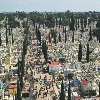 Sin espacios, más de la mitad de panteones