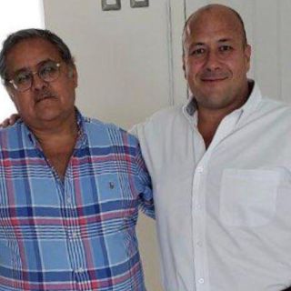 Acuerdan Alfaro y ejidatarios buscar solución a conflicto por aeropuerto