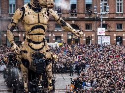 Fotogalería: Un minotauro y una araña gigante invaden Toulouse